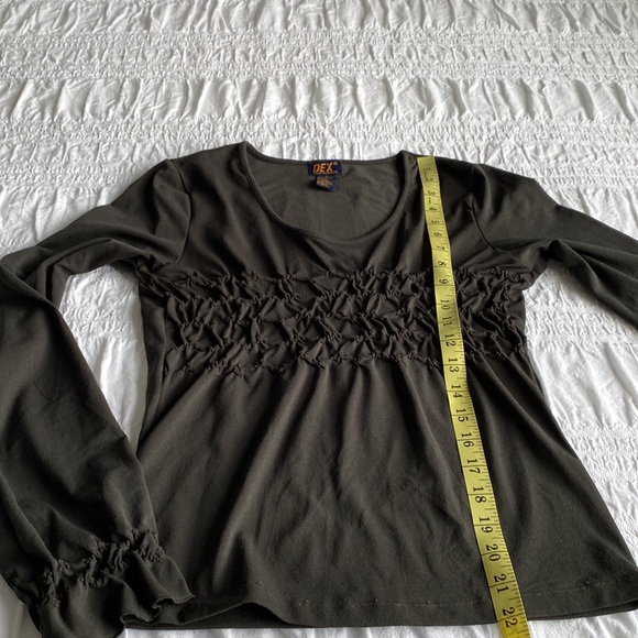 Dex Fresh Products long sleeved dark green peasant top with shirred bodice. Sz 2 - Picture 10 of 12
